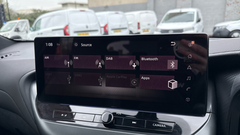 Nissan Juke 1.0 DiG-T N-Connecta 5dr DCT Petrol Hatchback